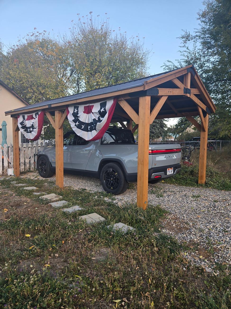 Rivian R1T R1S An Owner Of A Brick 040