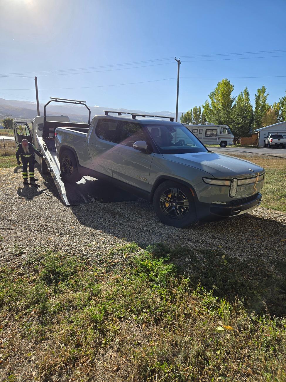 Rivian R1T R1S An Owner Of A Brick 055