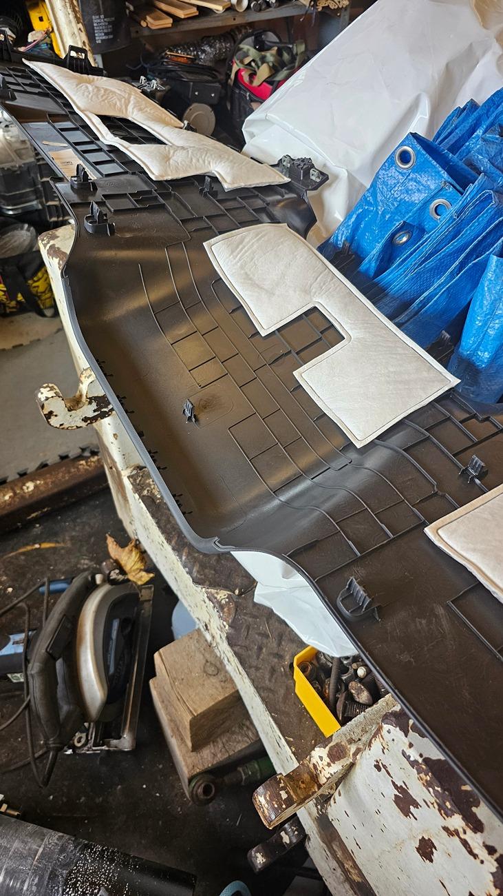 Rivian R1T R1S DIY: How To Add Interior 12v/USB-C (and interior high-current 12v loads) 20241024_150955