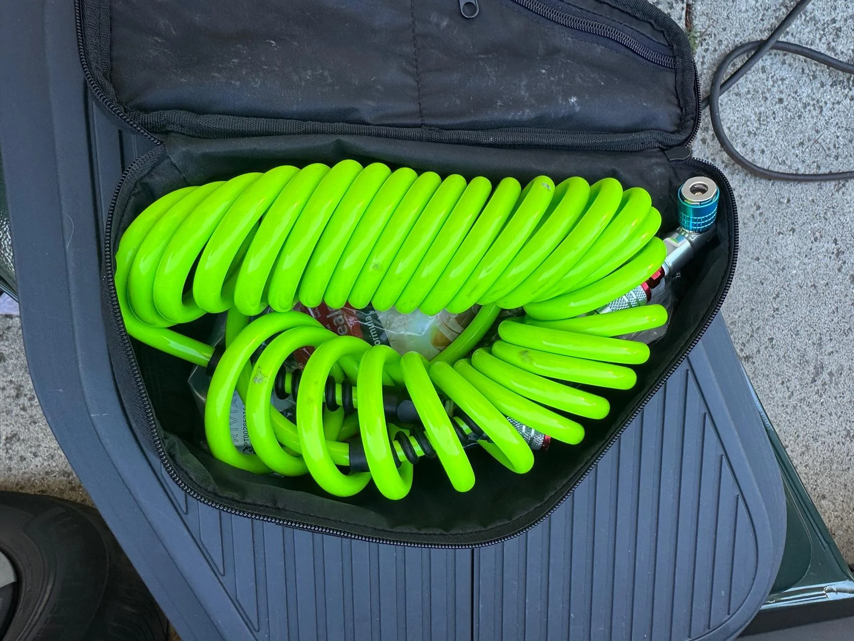 Rivian R1T R1S Air hose storage IMG_3170