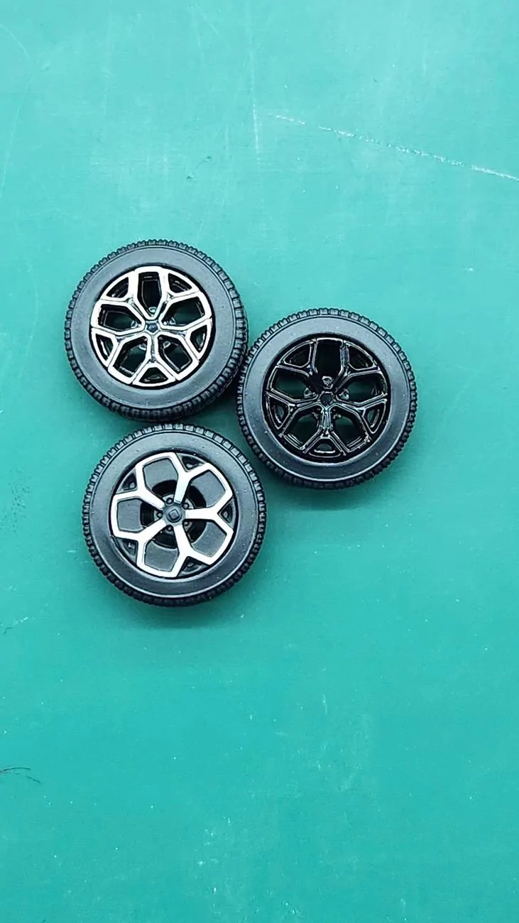 Rivian R1T R1S Rivian Scale Model Cars Coming Soon ? IMG_2040
