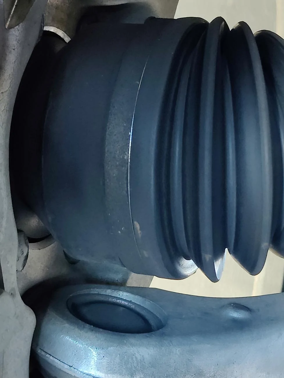 Rivian R1T R1S RS1 making clicking sound while driving. IMG20241027164819