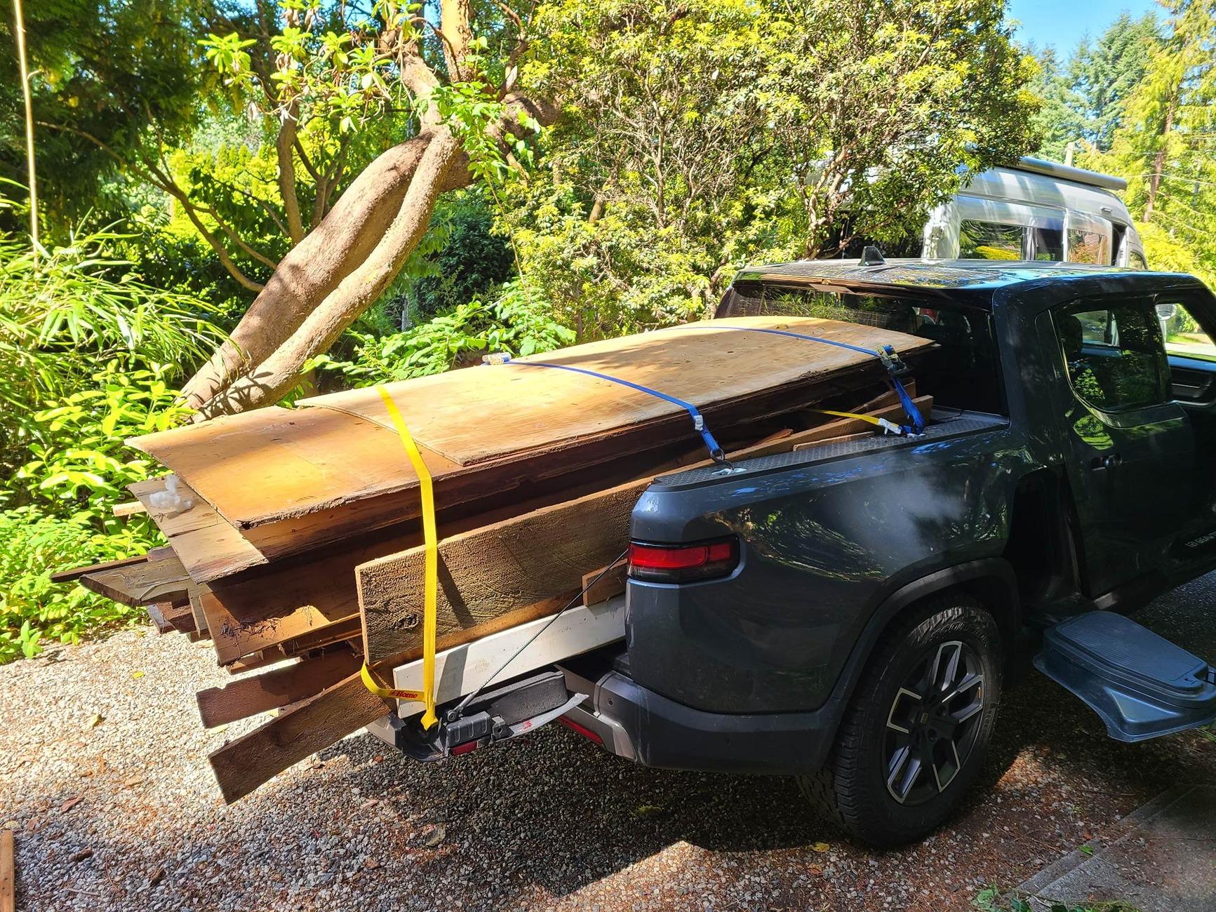 Rivian R1T R1S Updated Maximum Payload Ratings received_3297758093854297