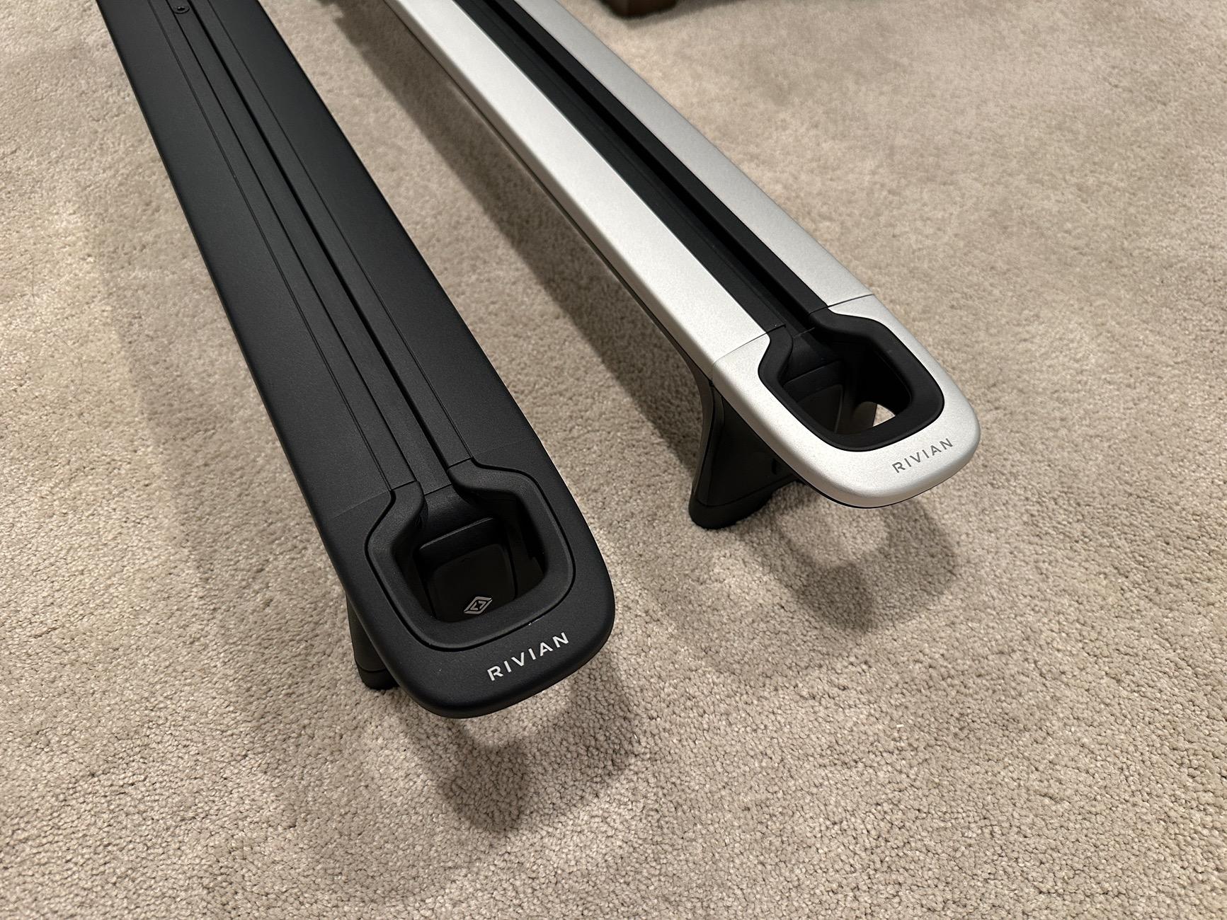 Rivian R1T R1S Dark Crossbars installed on R1S - Photos IMG_7415
