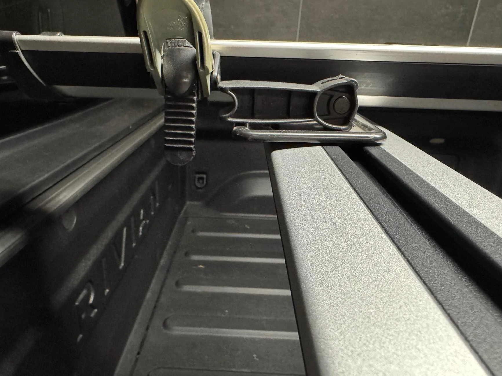 Rivian R1T R1S Bed mounted vs hitch mounted bike rack? IMG_1419