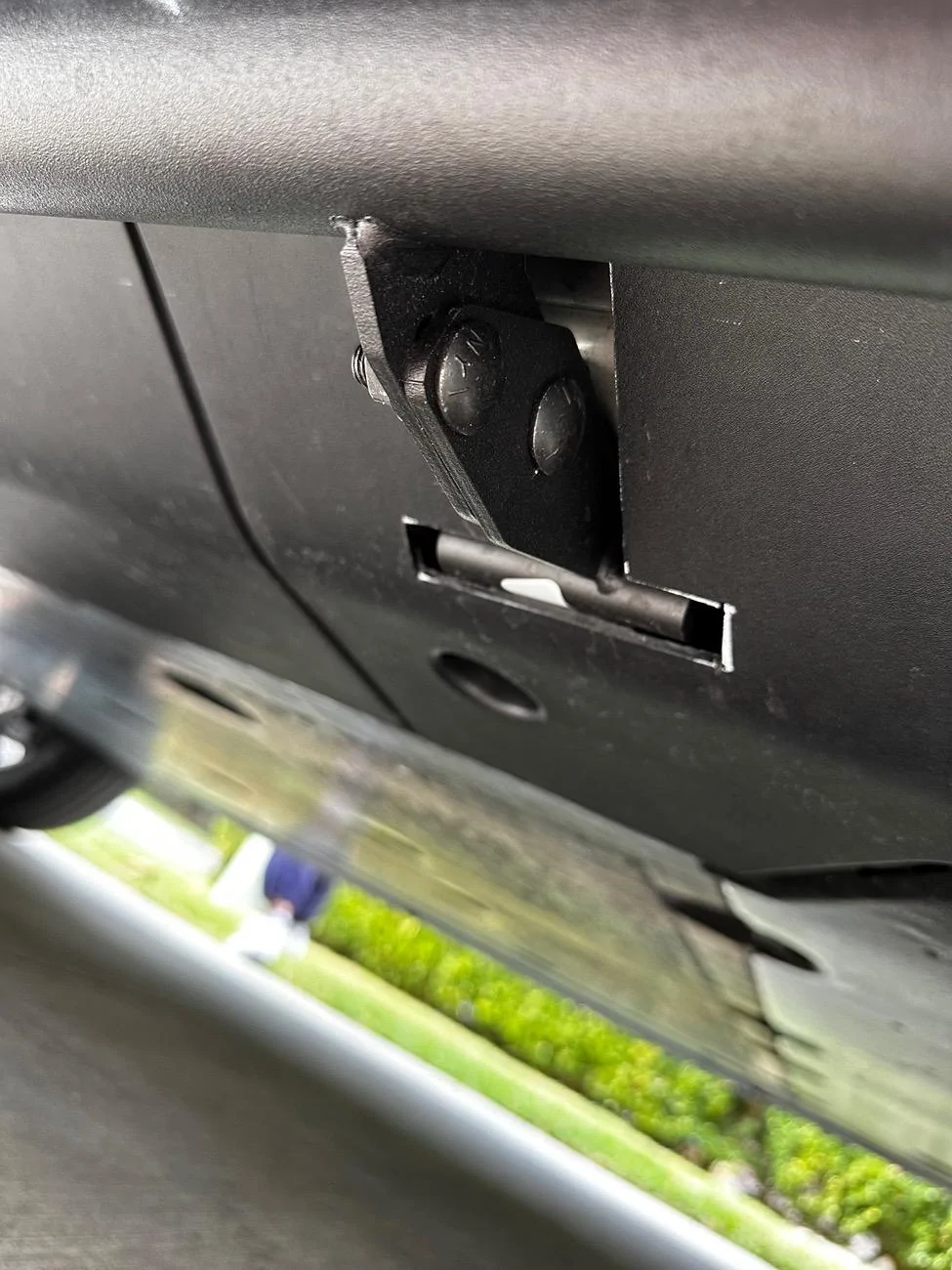 Rivian R1T R1S Running Board Compatibility with 2025/Gen2 IMG_9936