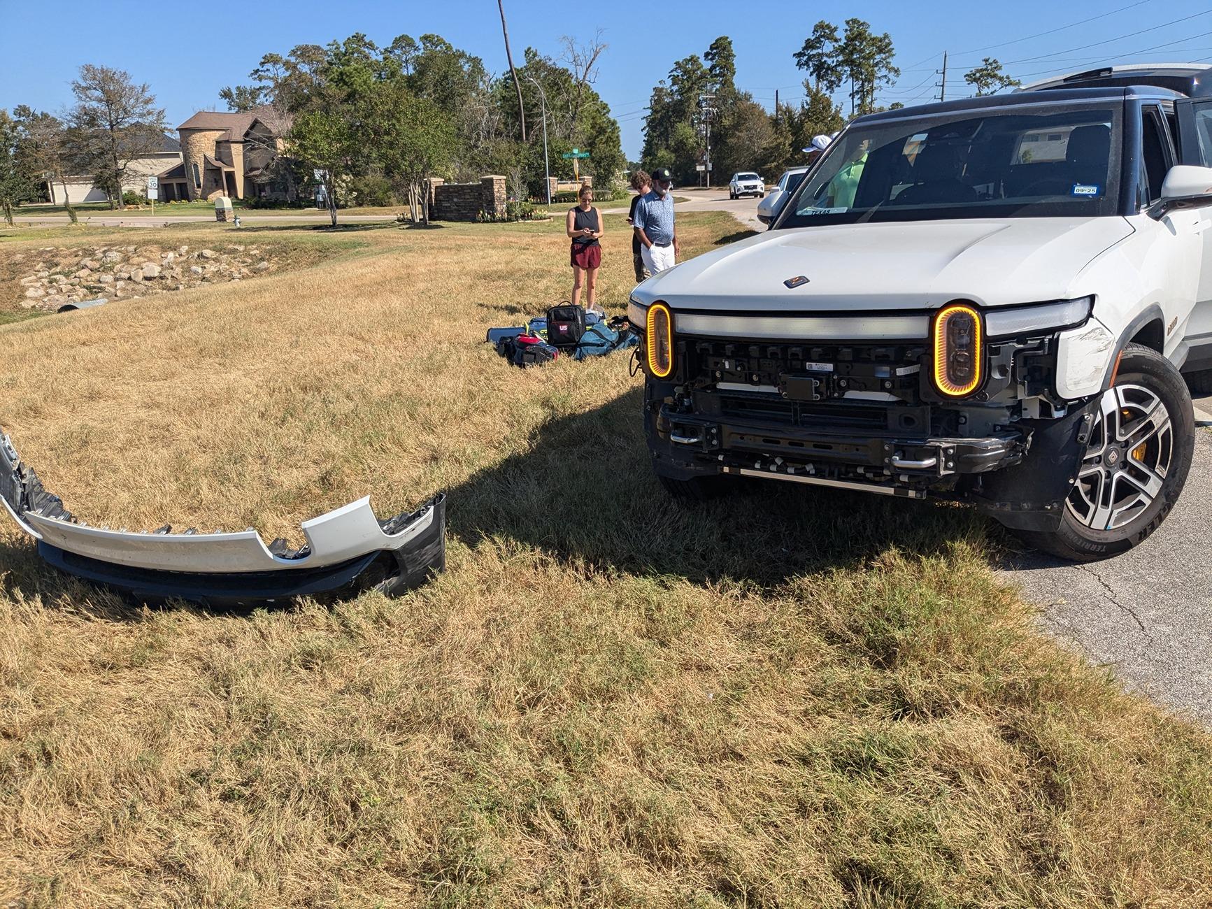 Rivian R1T R1S Rivian certified repair shops vs non certified 1000028849