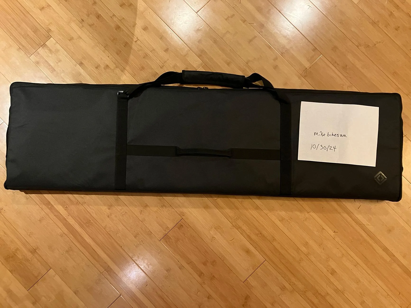 Rivian R1T R1S FS: Manual Tonneau Cover $400 IMG_2182