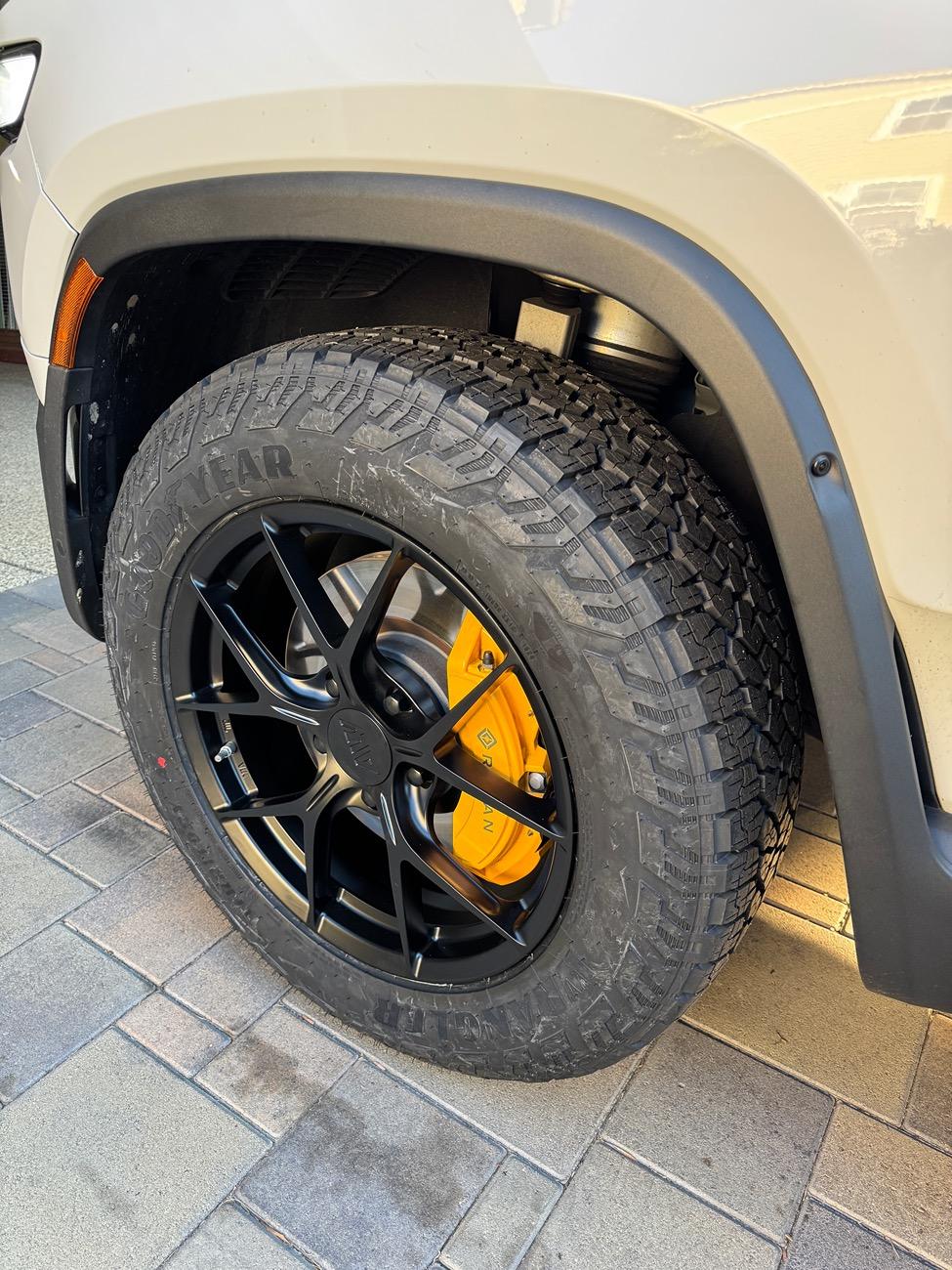 Rivian R1T R1S Atomic Wheels AWZZ installed w/ Goodyear Wrangler Territory AT Tires IMG_5198.JPG