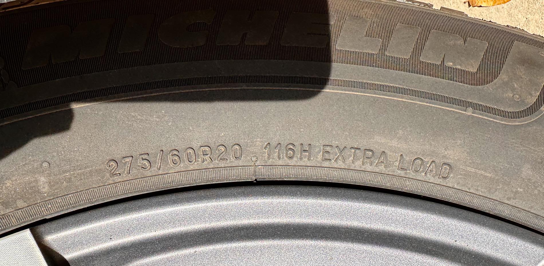 Rivian R1T R1S 20" Michelin Defender LTX M/S2 Rivian_1101