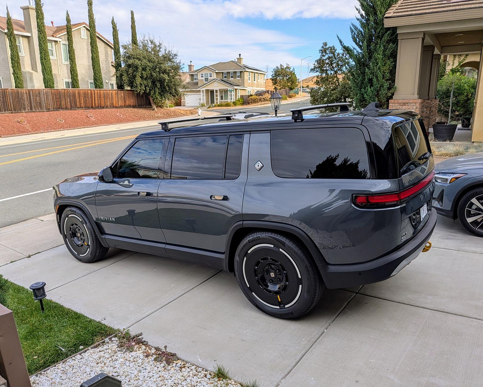 Rivian R1T R1S 2025 R1S updated must-have accessories list? PXL_20241030_225236314~2