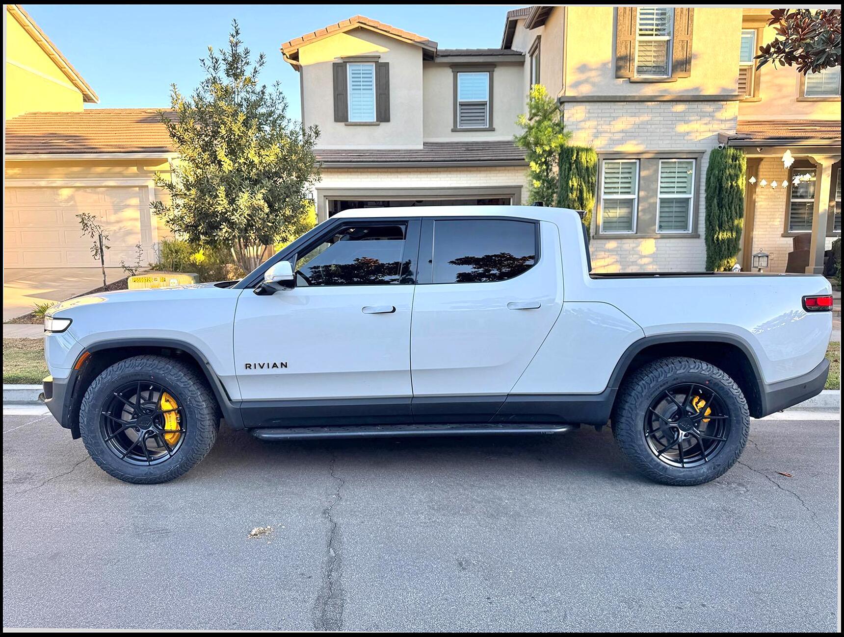 Rivian R1T R1S Atomic Wheels AWZZ installed w/ Goodyear Wrangler Territory AT Tires IMG_5199 (1)