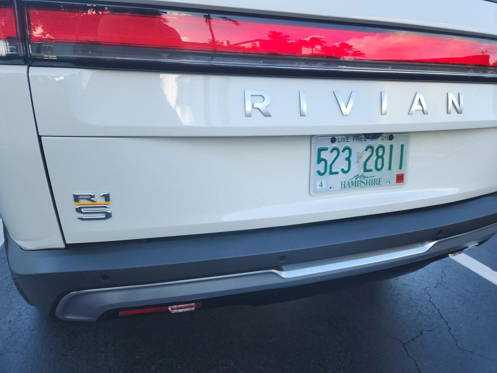 Rivian R1T R1S R1S Quad Motor 3k miles 20241108_082611