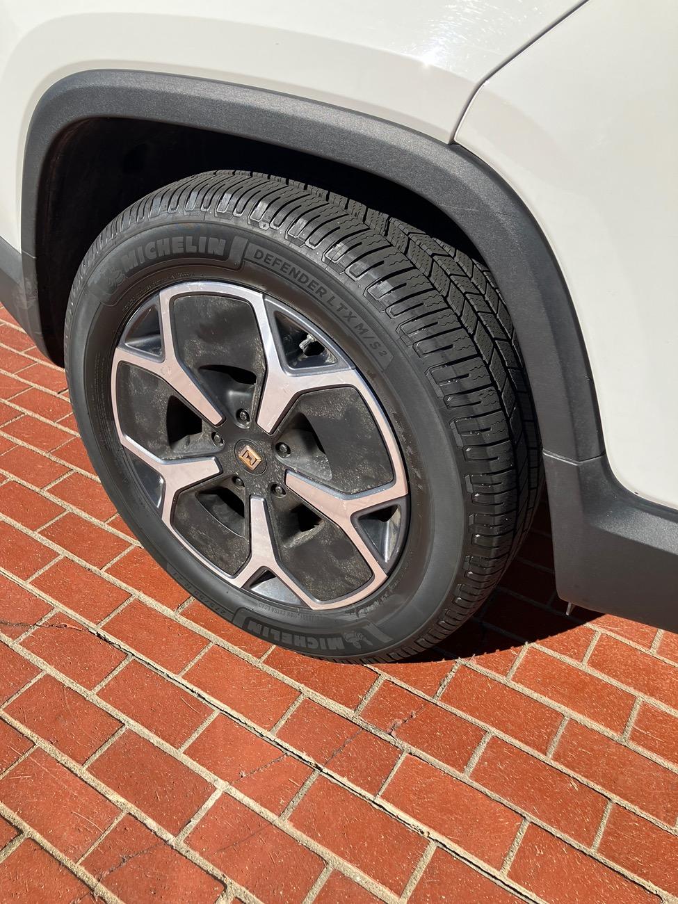 New Michelin LTX M/S2 on 275/55 R21 tires extra load on Gen1 R1T