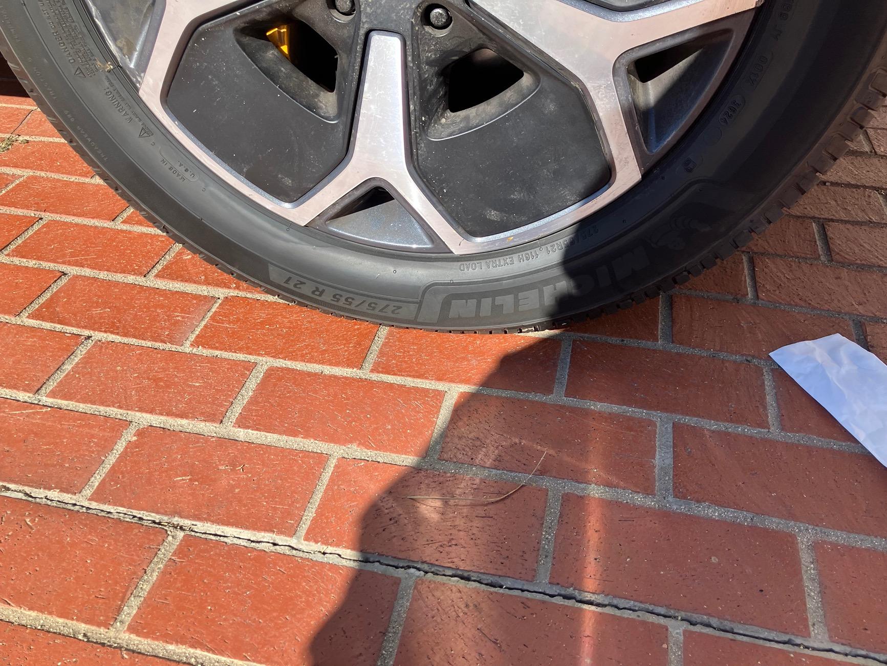 Rivian R1T R1S New Michelin LTX M/S2 on 275/55 R21 tires extra load on Gen1 R1T IMG_3811