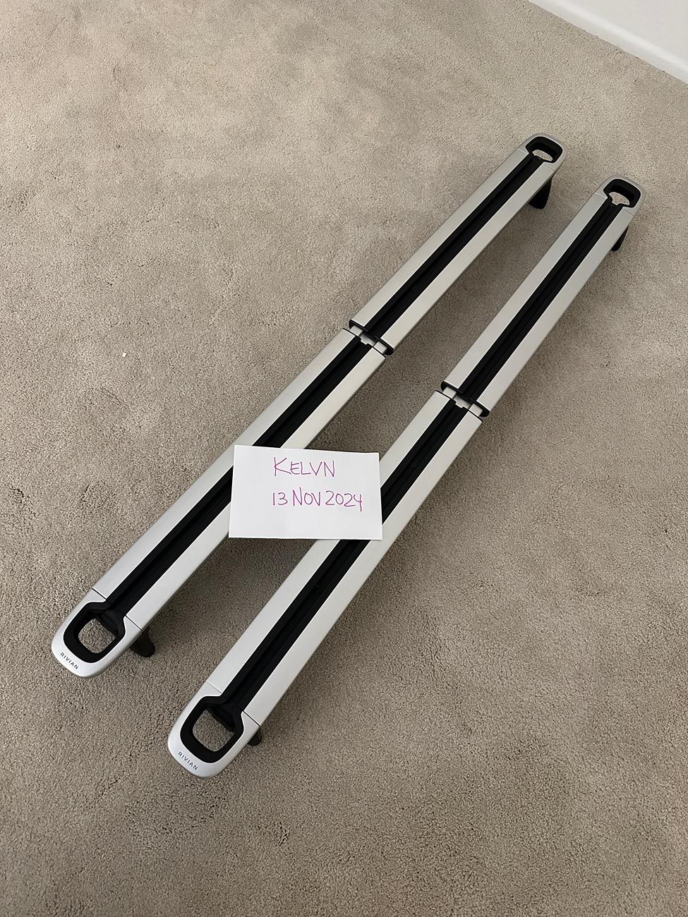 Rivian R1T R1S OEM Silver Crossbars - Like New IMG_7479