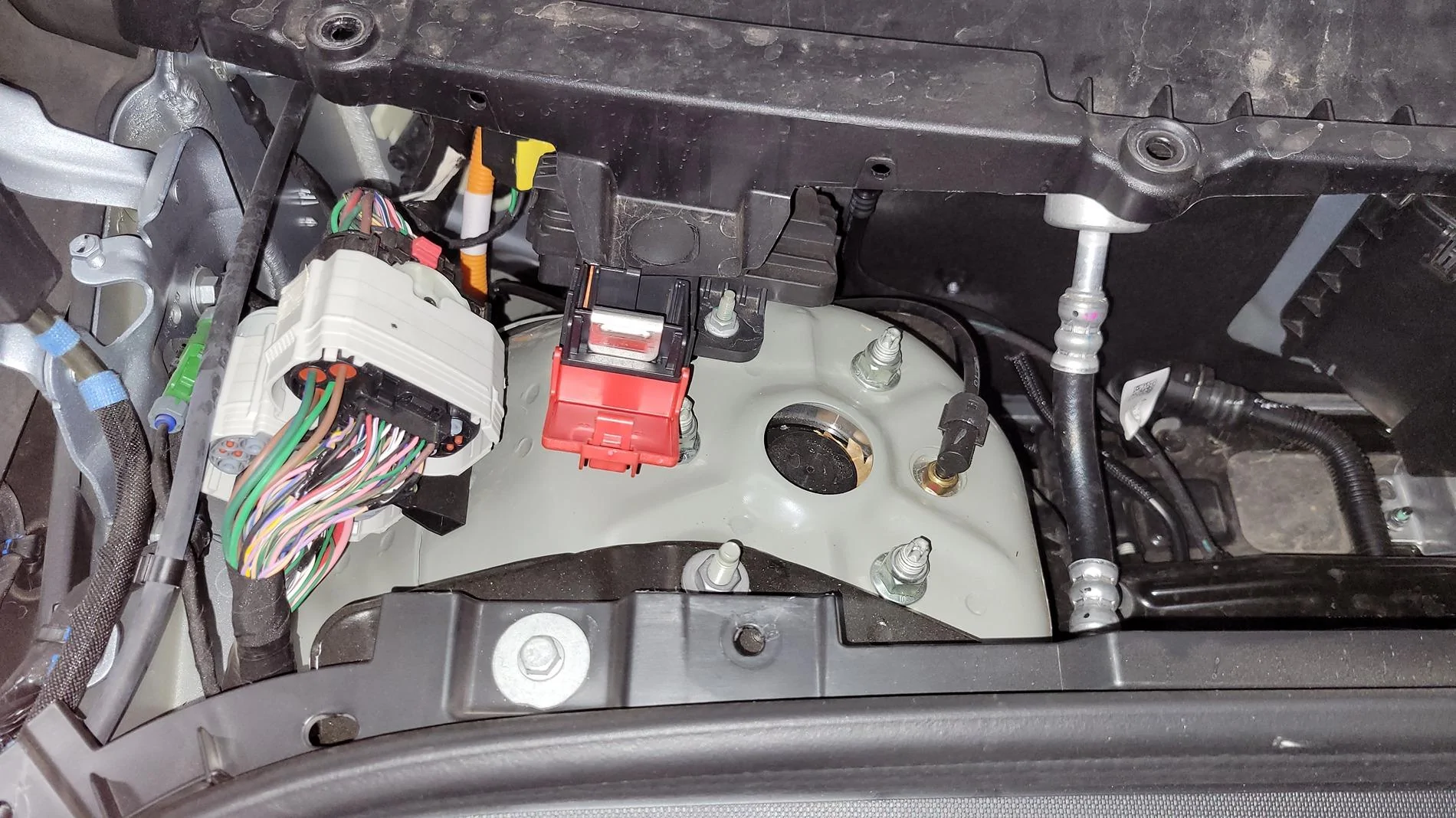 Rivian R1T R1S Learned more Rivian Gen 2 tech updates / differences to Gen 1 20241115_161627