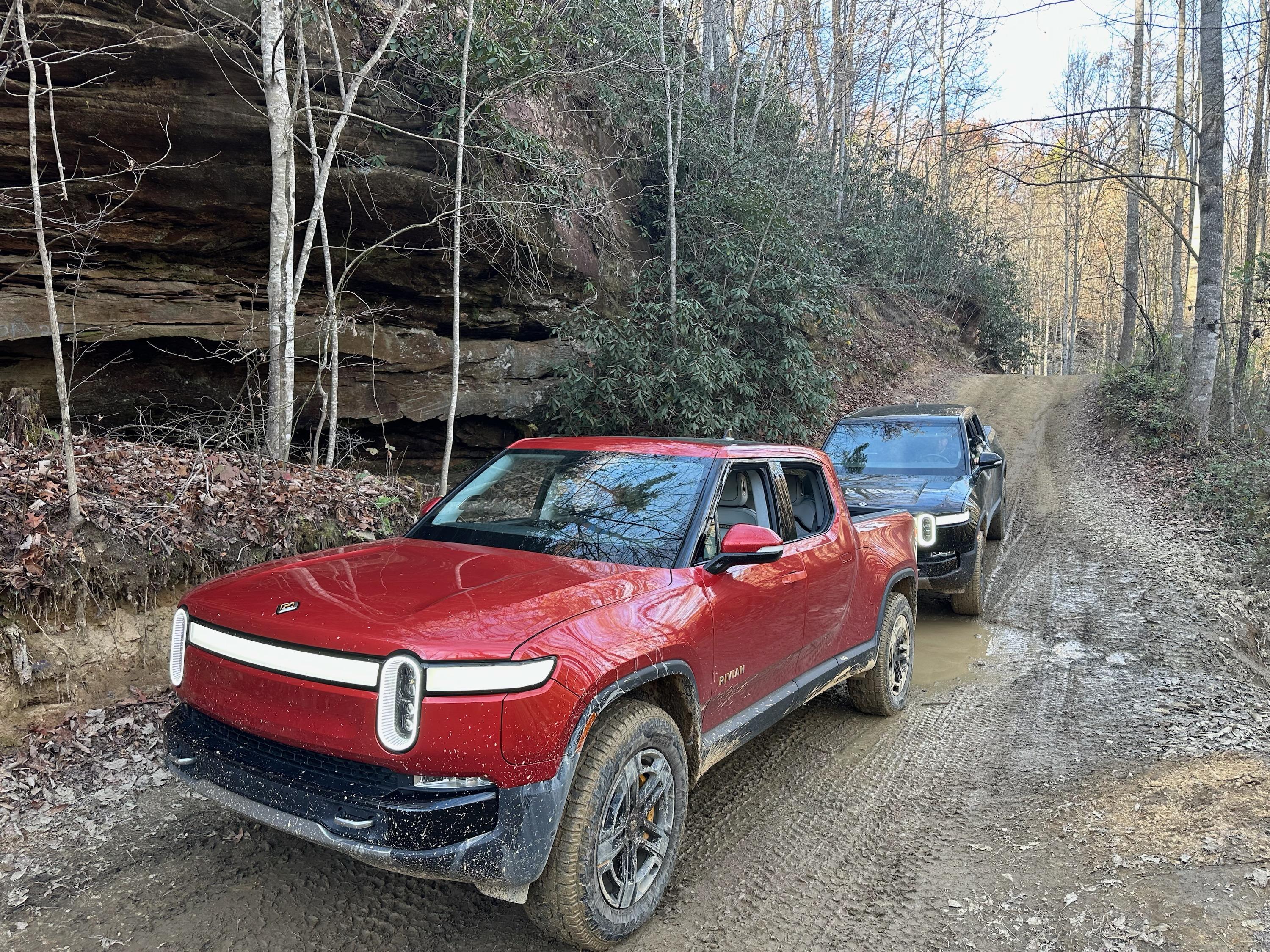 Rivian R1T R1S Wildcat Off Road Park - Livingston KY with two R1T 879534CD-50BC-4884-9EF3-157DB9A35A51