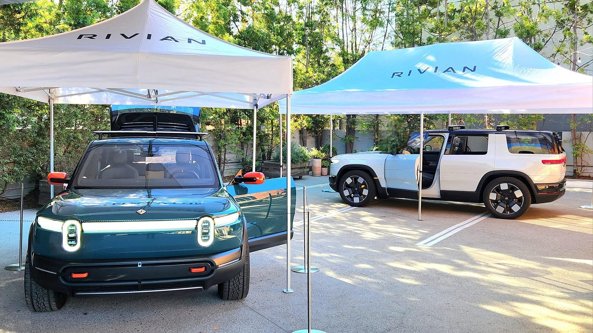 Rivian R1T R1S Rivian R2 and R3X at Rivian Venice / Los Angeles Auto Show! 467439077_493523080510082_5607554413186314356_n