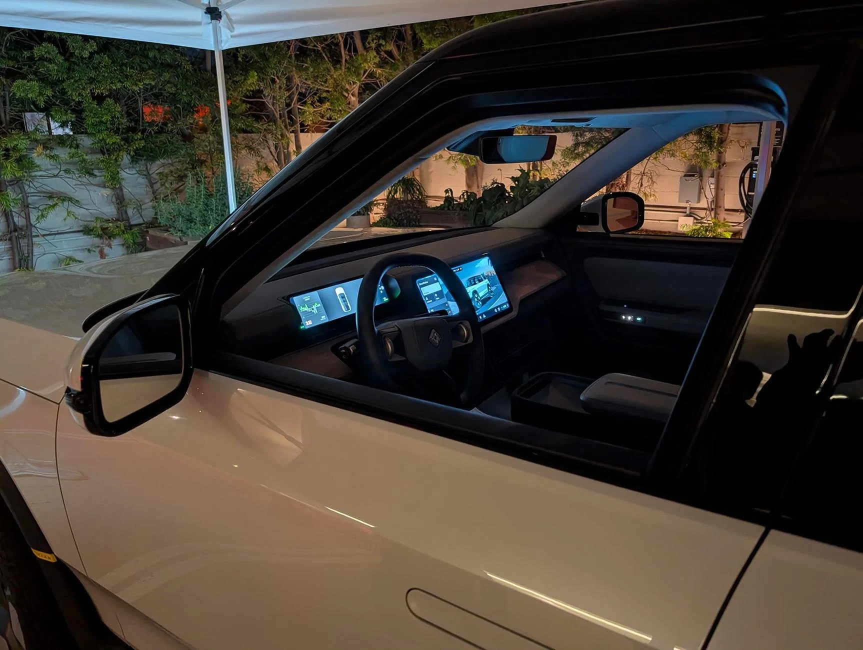 Rivian R1T R1S Rivian R2 and R3X at Rivian Venice / Los Angeles Auto Show! 467252313_10235378406708034_3091652284435802556_n