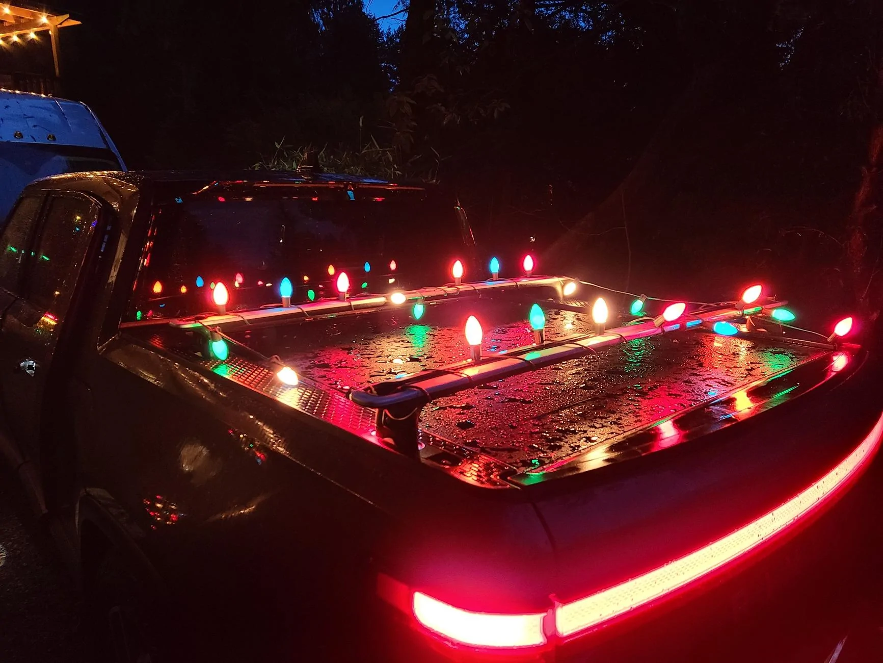 Rivian R1T R1S It's Christmas Light Crossbar Season! Post Yours ? 20231209_163804