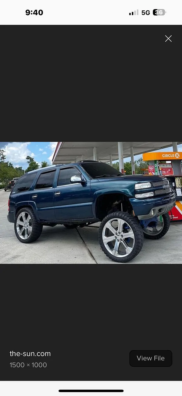 Rivian R1T R1S New Stealth Package $4,000: includes Stealth PPF, Darkout, and 22 inch Sport wheels IMG_7746