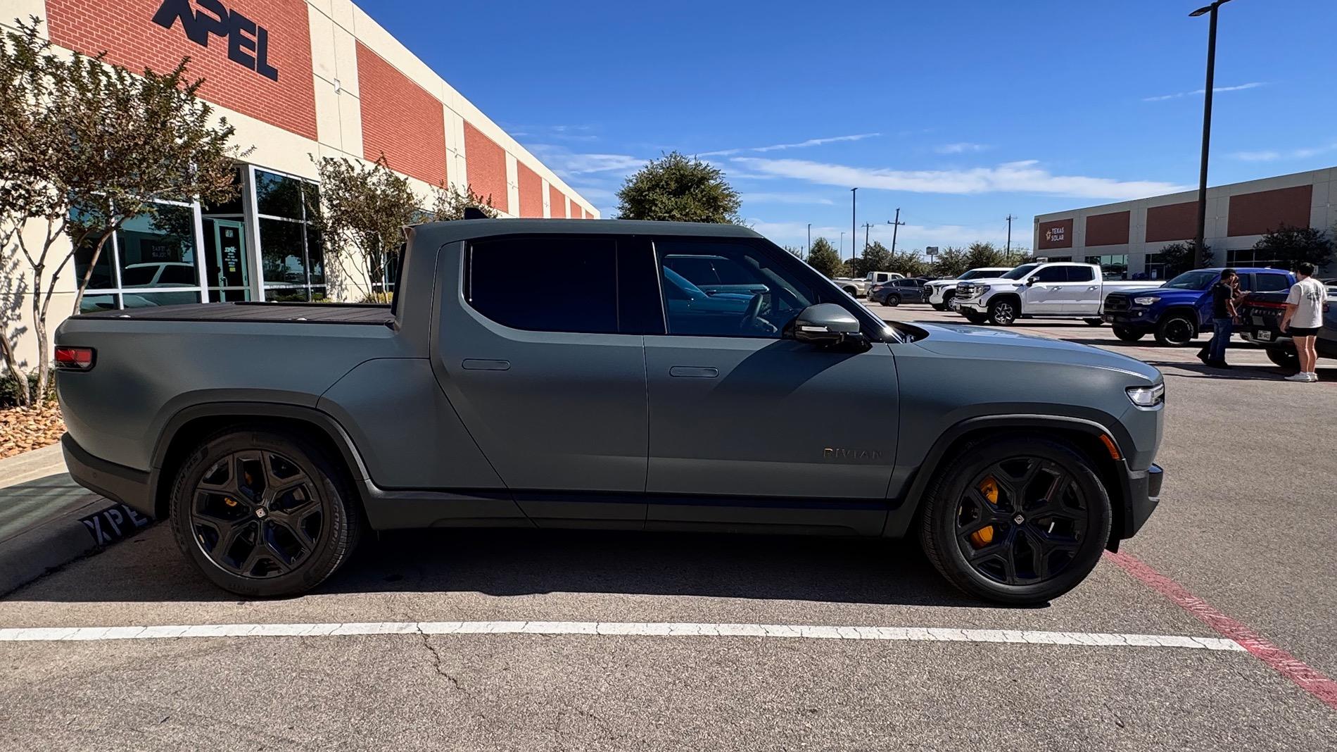 Rivian R1T R1S Storm Blue wrapped in XPEL Stealth PPF -- photos IMG_1177
