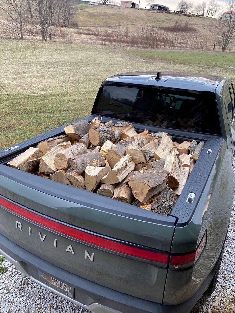 Rivian R1T R1S Firewood capacity: 1/4 cord IMG_0606