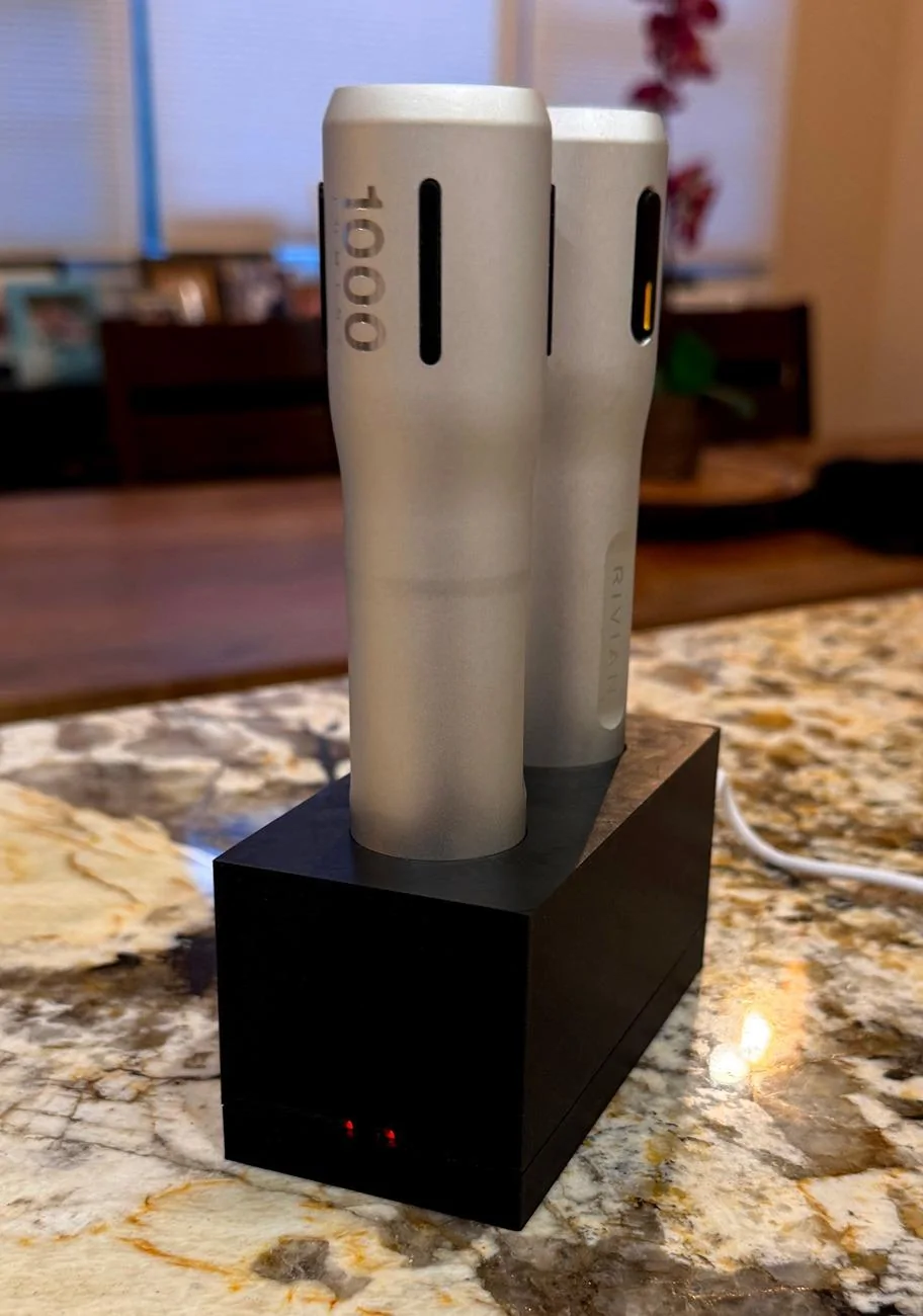 Rivian R1T R1S DIY Rivian Torch (flashlight) Dual Desktop Charger 20241128_130036500_iOS