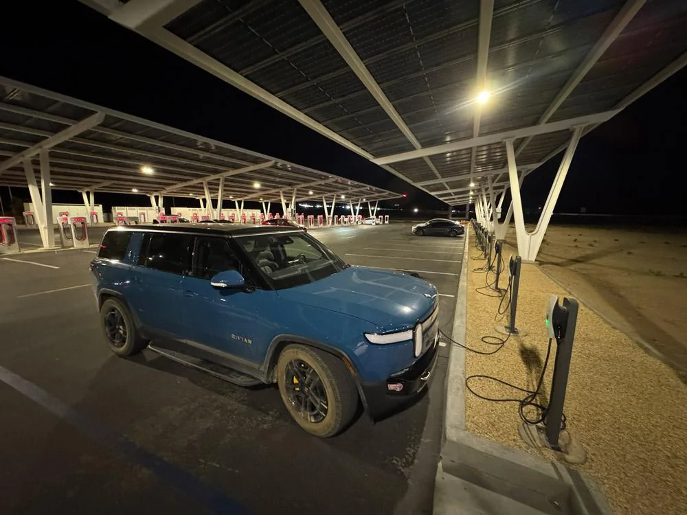 Rivian R1T R1S California to White Pocket, AZ in our R1S IMG_0508