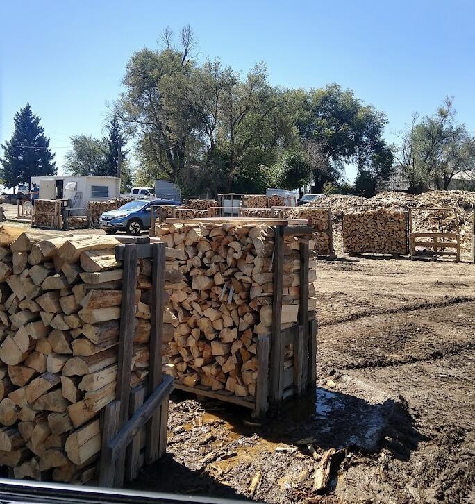 Rivian R1T R1S Firewood capacity: 1/4 cord 1732984003269-xb