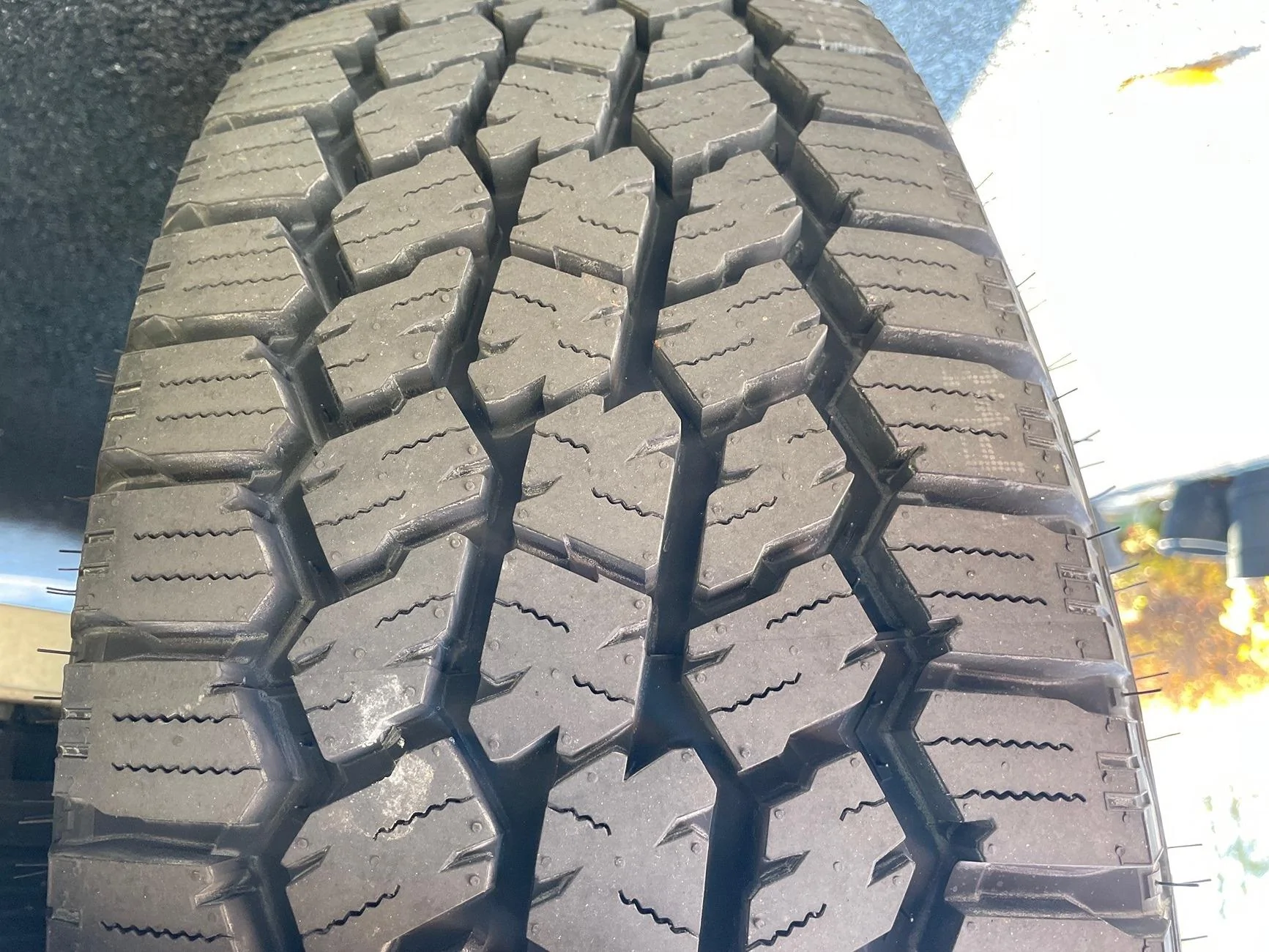 Rivian R1T R1S Yokohama Geolandar AT4 Tires -- Installed Pics & Impressions tread1