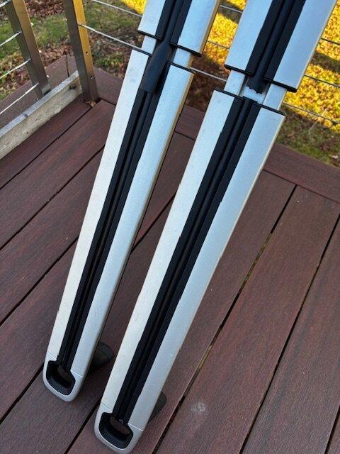 Rivian R1T R1S OEM Rivian Crossbars IMG_3469