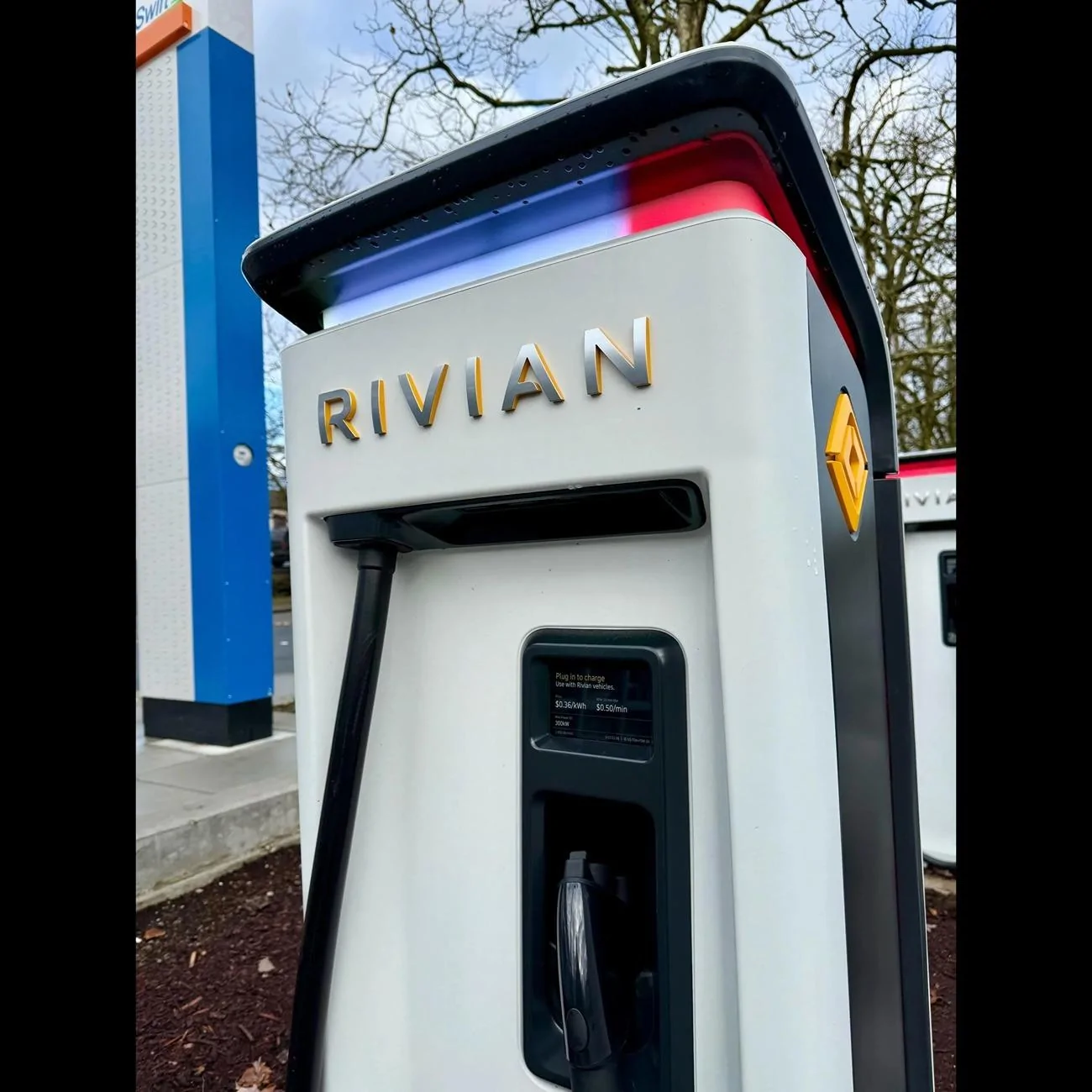 Rivian R1T R1S New RAN charging station in Lynnwood, WA now live lynnwood-wa-ran-station-is-officially-open-v0-aqw87pqgfa3e1