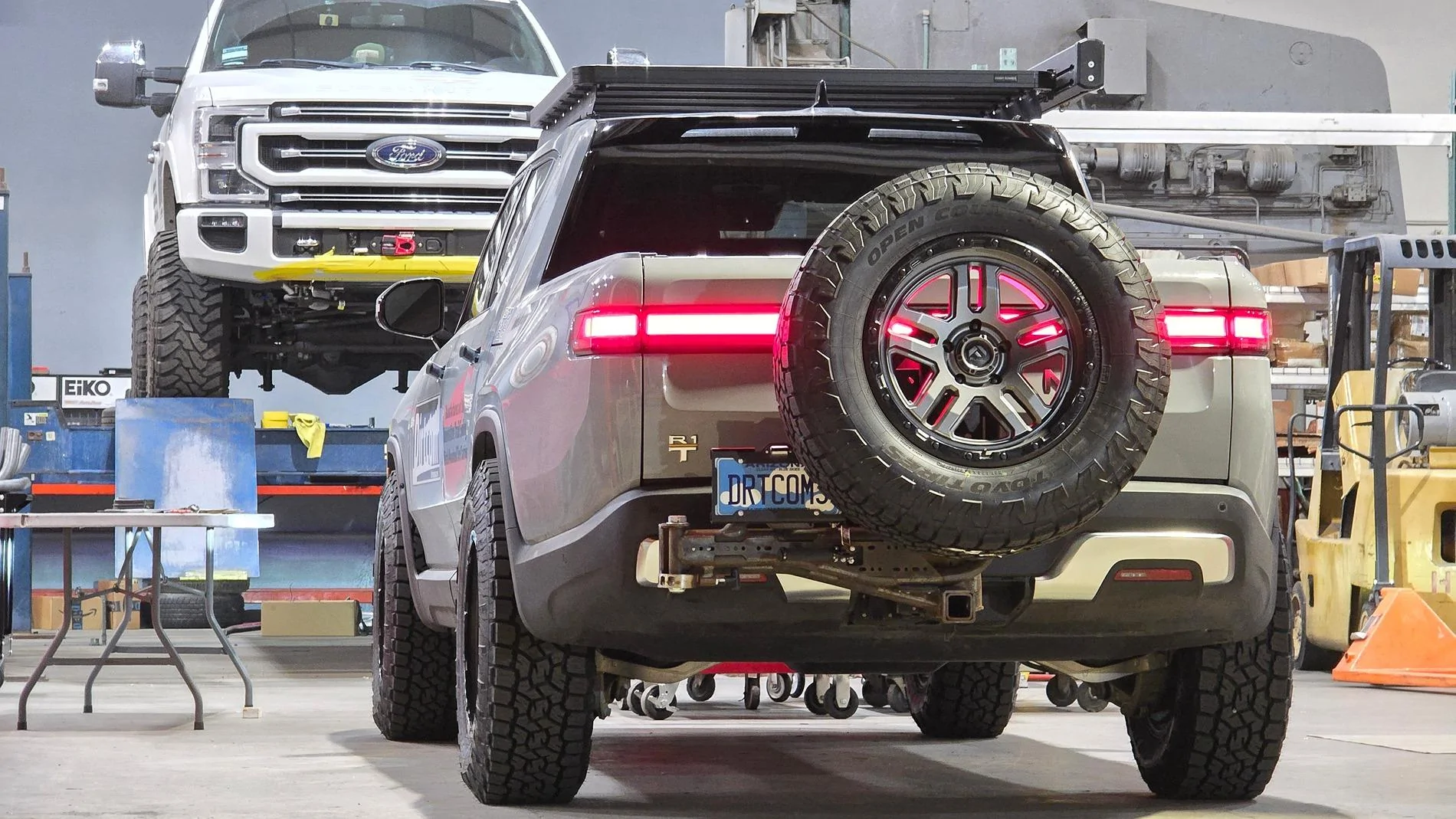 Rivian R1T R1S 285/70r20 Toyo ATIII EV going on R1T 20241204_190213