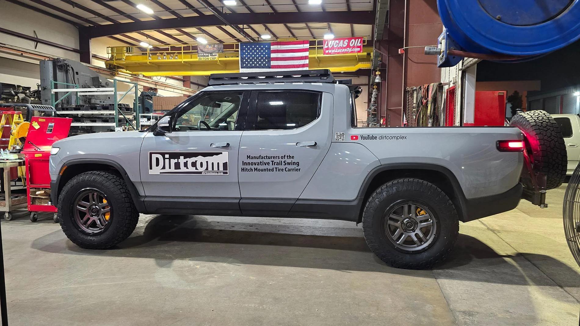 Rivian R1T R1S 285/70r20 Toyo ATIII EV going on R1T 20241204_191026