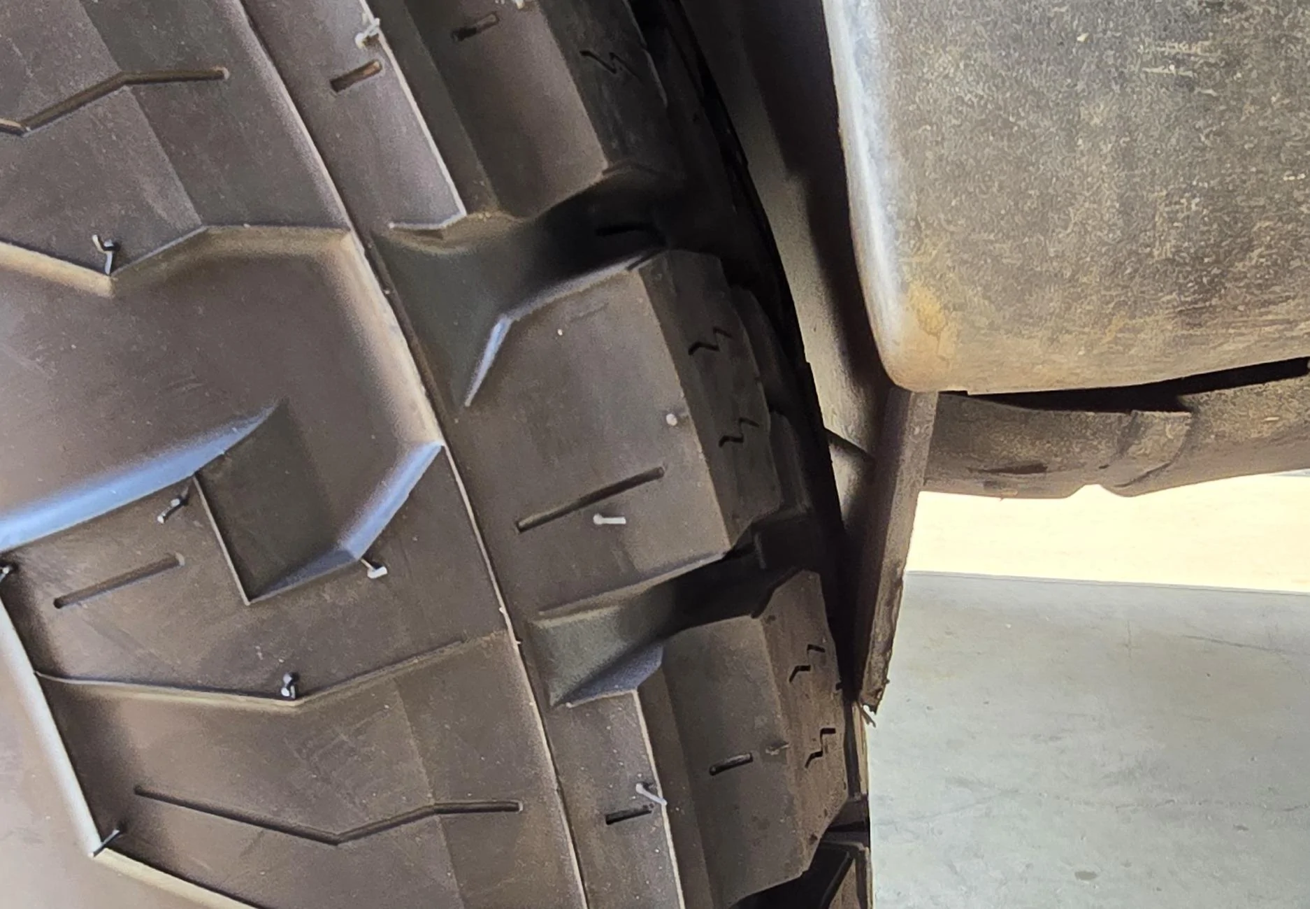 Rivian R1T R1S 285/70r20 Toyo ATIII EV going on R1T 20241204_124316a