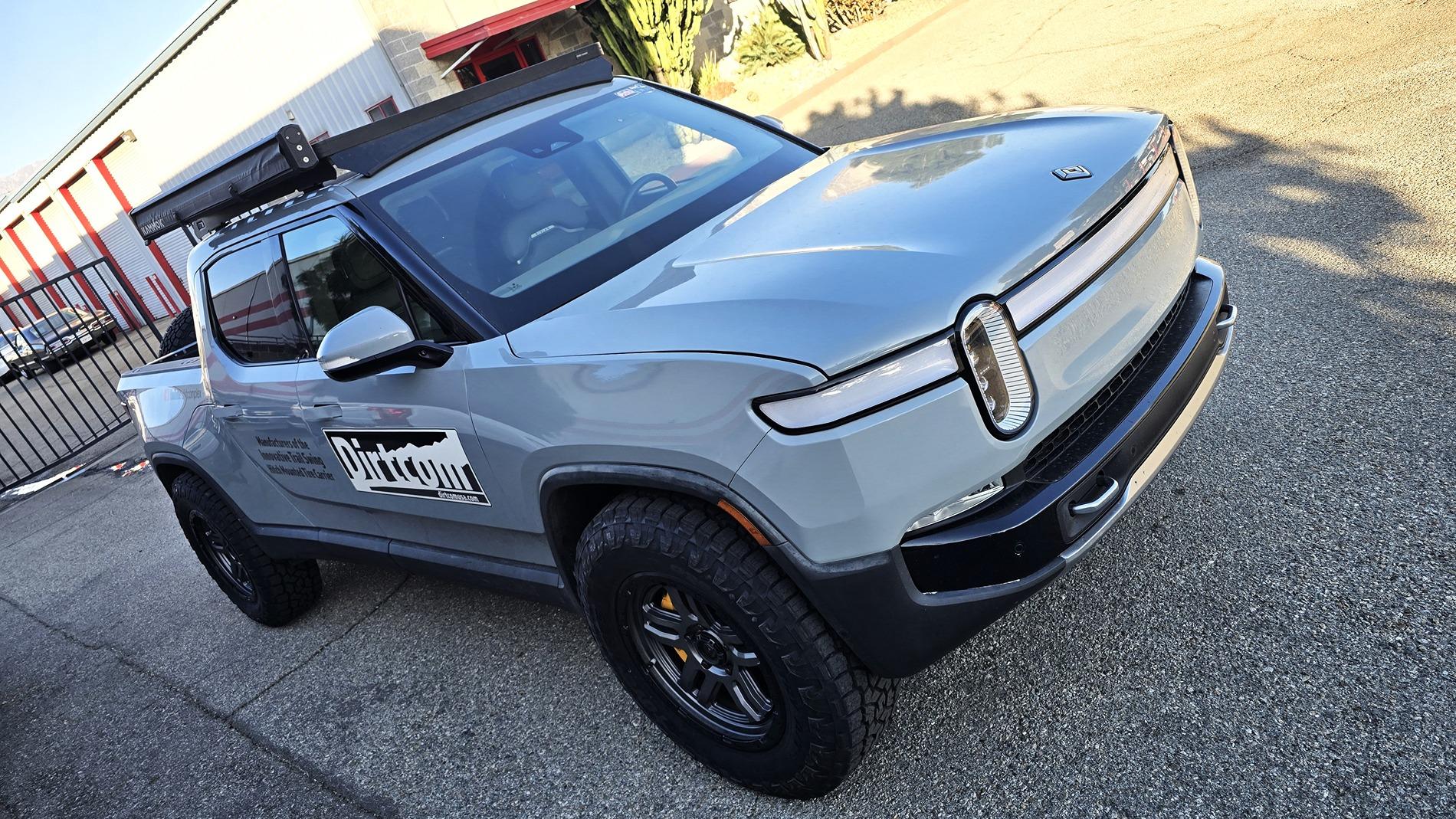 Rivian R1T R1S 285/70r20 Toyo ATIII EV going on R1T 20241205_151213