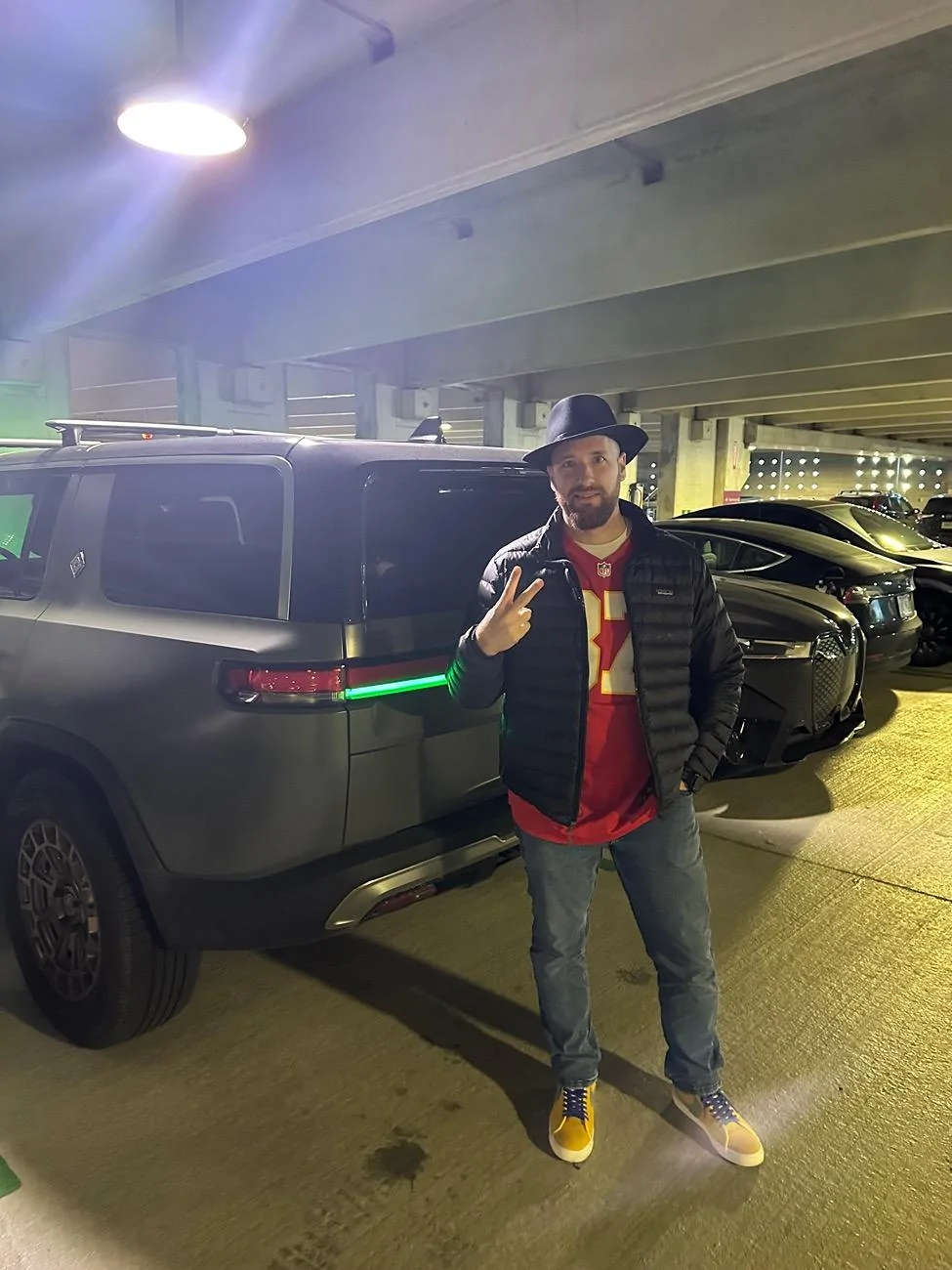 Rivian R1T R1S Kansas City Rivian Club helps out Chicago Rivian owner in need IMG_1242