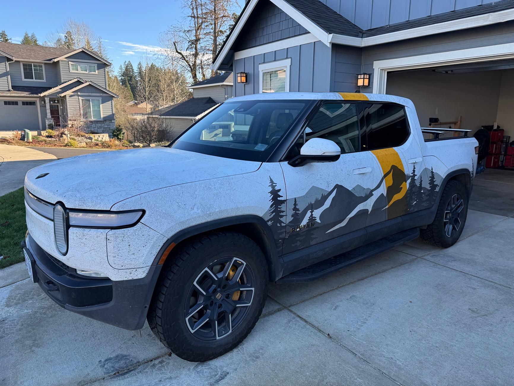 Rivian R1T R1S 2022 Launch Edition R1T - $49,500 IMG_0214