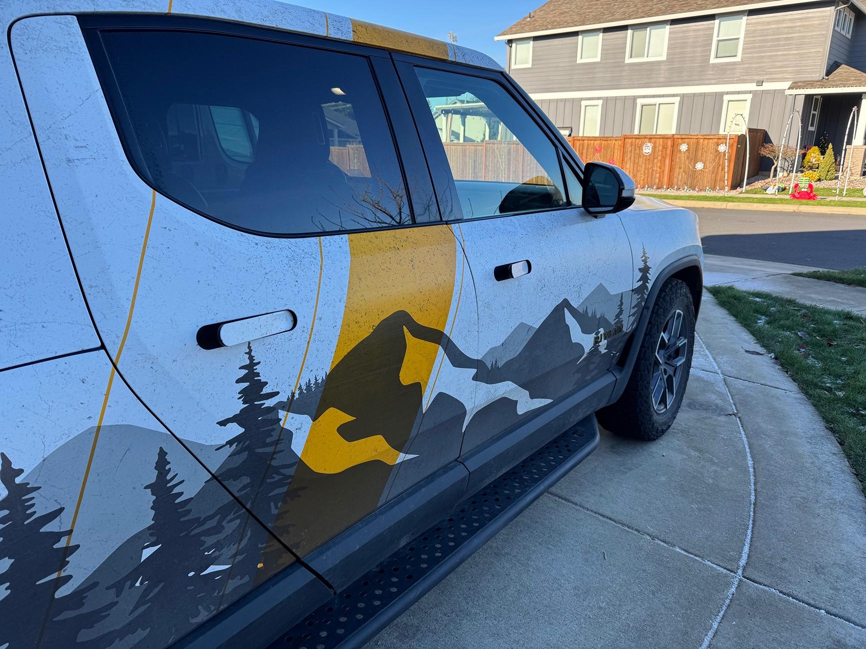 Rivian R1T R1S 2022 Launch Edition R1T - $49,500 IMG_0220