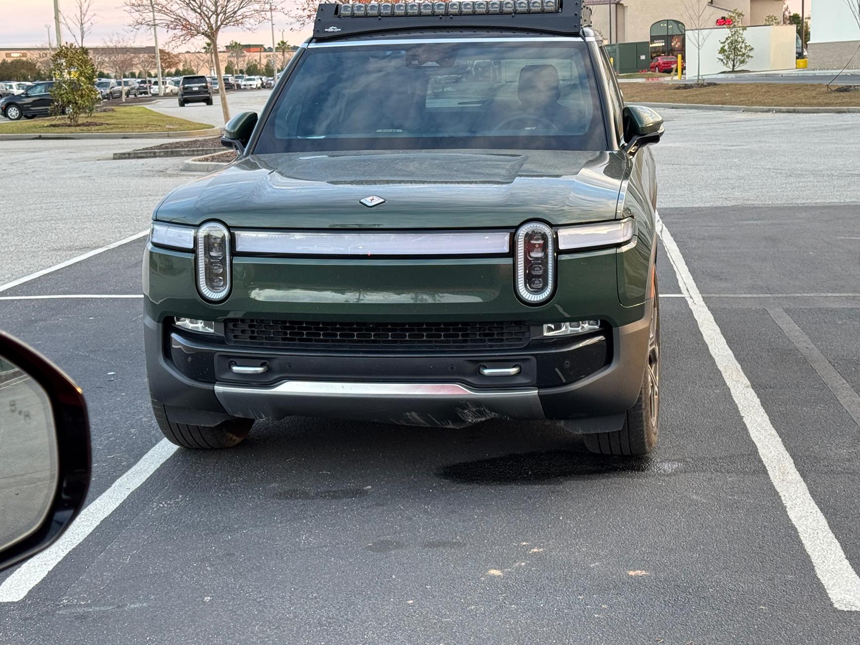 Rivian R1T R1S Broken Forest Green Rivian in Savannah? IMG_4422