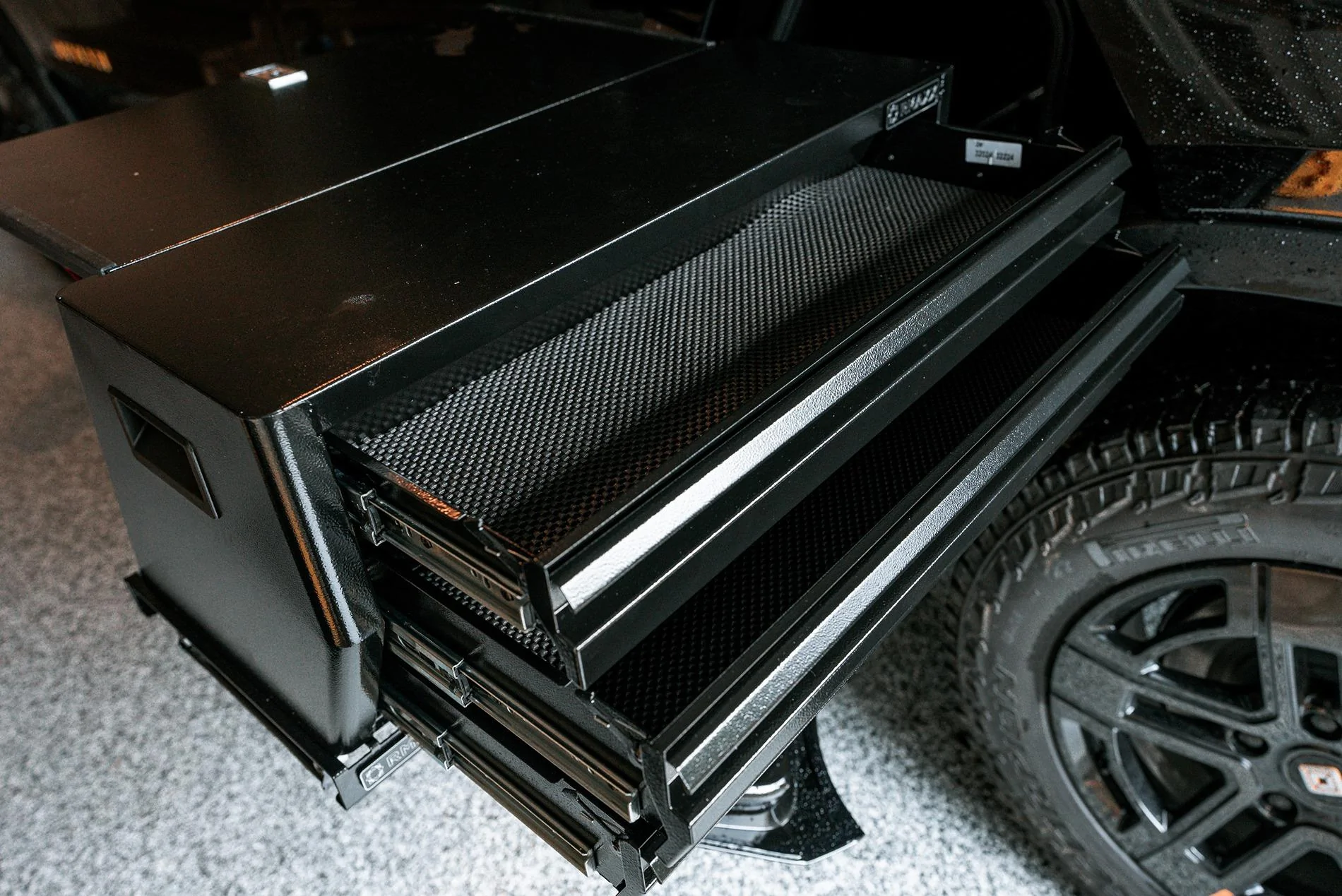 Rivian R1T R1S Gen 1 Quad to Gen 2 Tri R1T Upgrade DSC04825