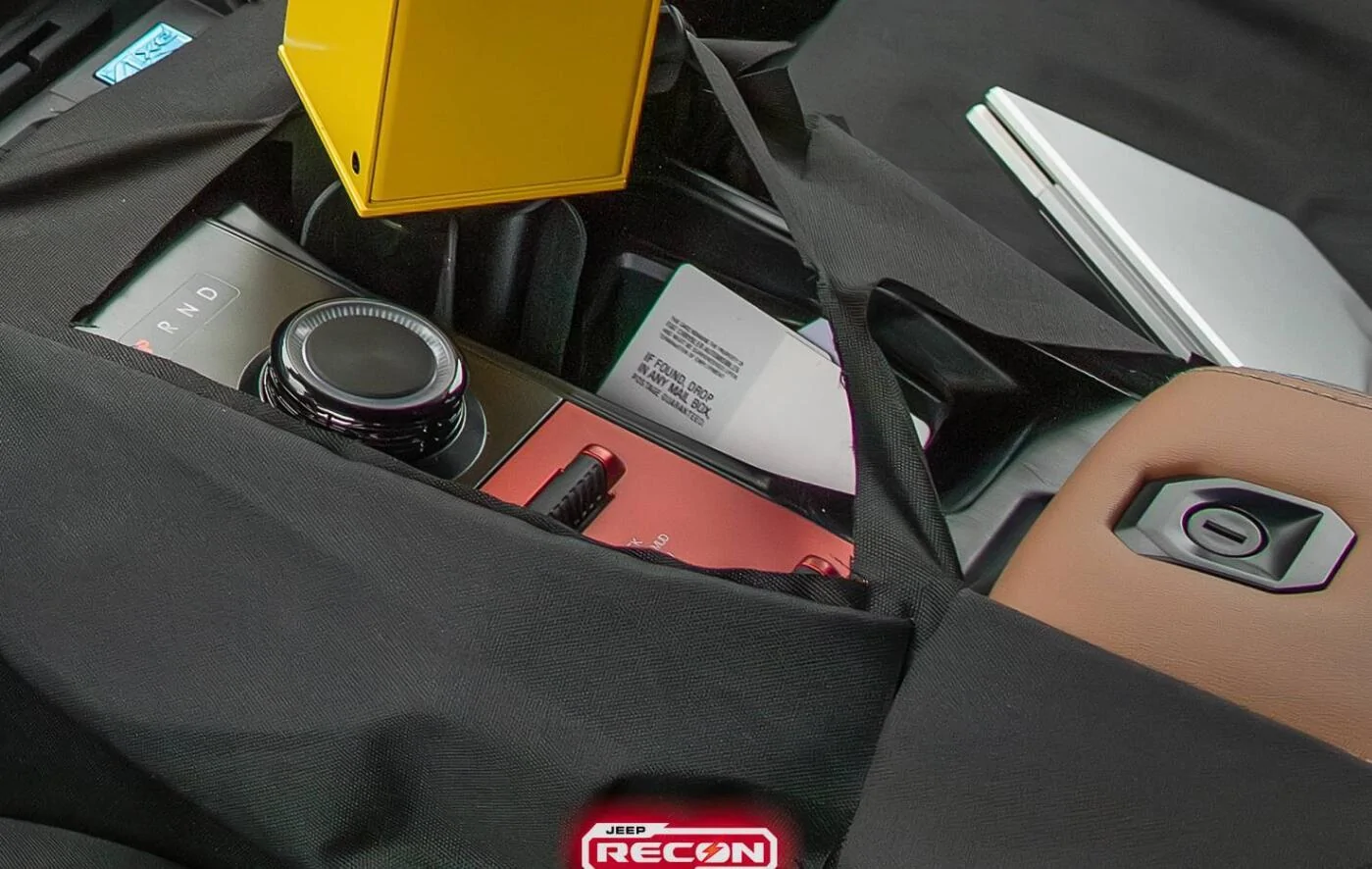Rivian R1T R1S Jeep Recon INTERIOR First Look + New Exterior Views 1733857822803-2y