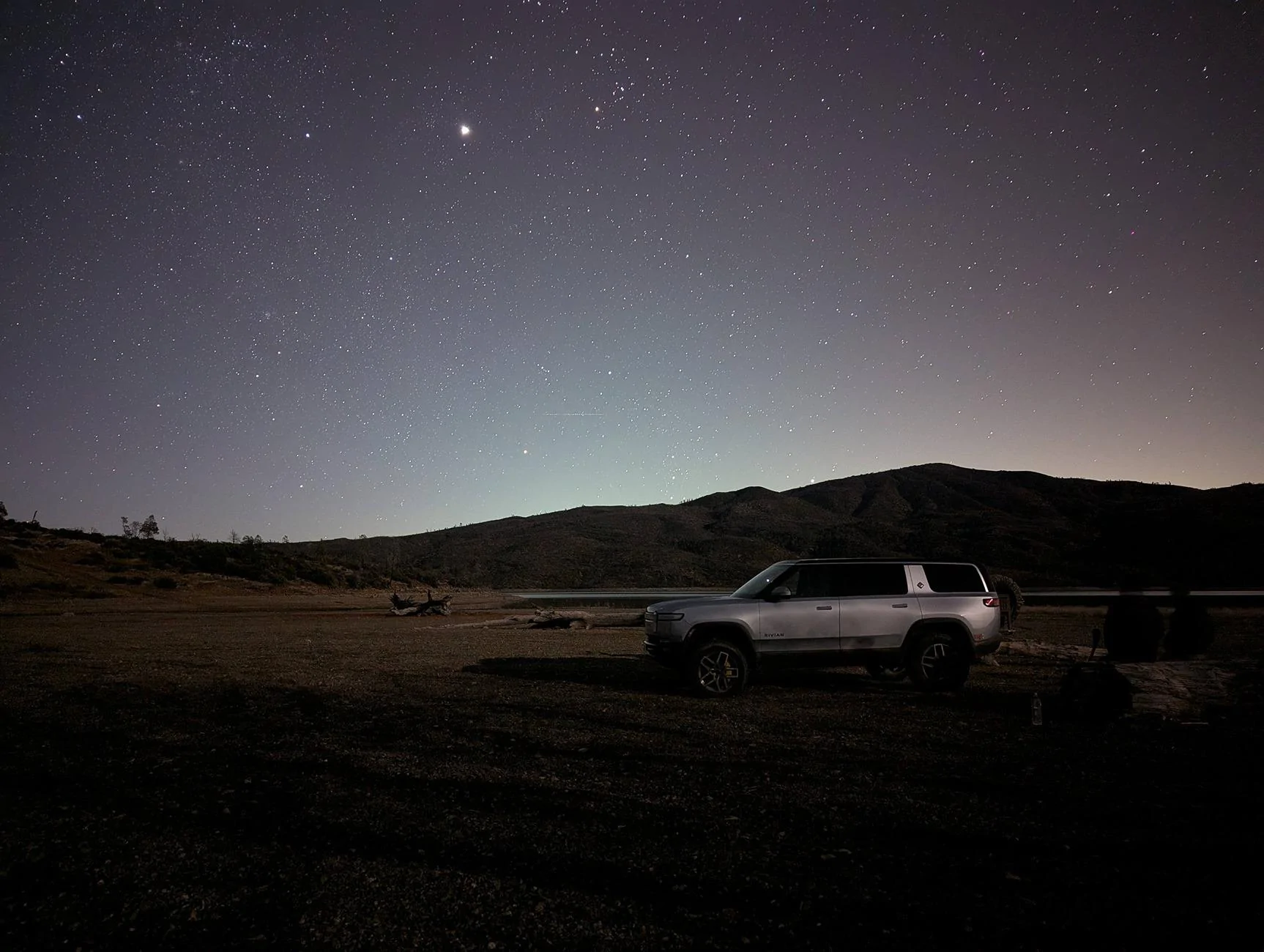 Rivian R1T R1S Mendocino National Forest Overnight R1S Camping (2h North of San Francisco) PXL_20241206_032556777.NIGHT