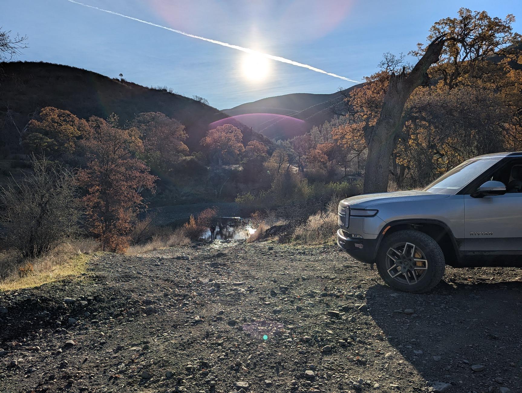 Rivian R1T R1S Mendocino National Forest Overnight R1S Camping (2h North of San Francisco) PXL_20241206_162845745