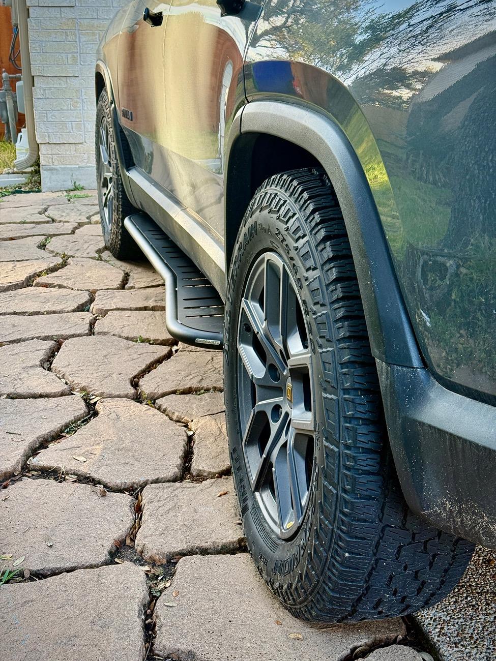 Rivian R1T R1S Meet Ol’ Greyg IMG_7213