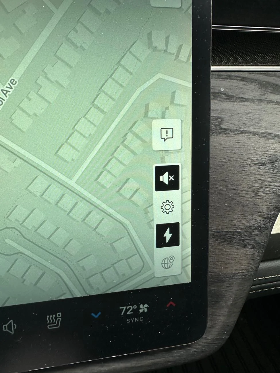 Rivian R1T R1S Navigation Volume Control Issue IMG_4270
