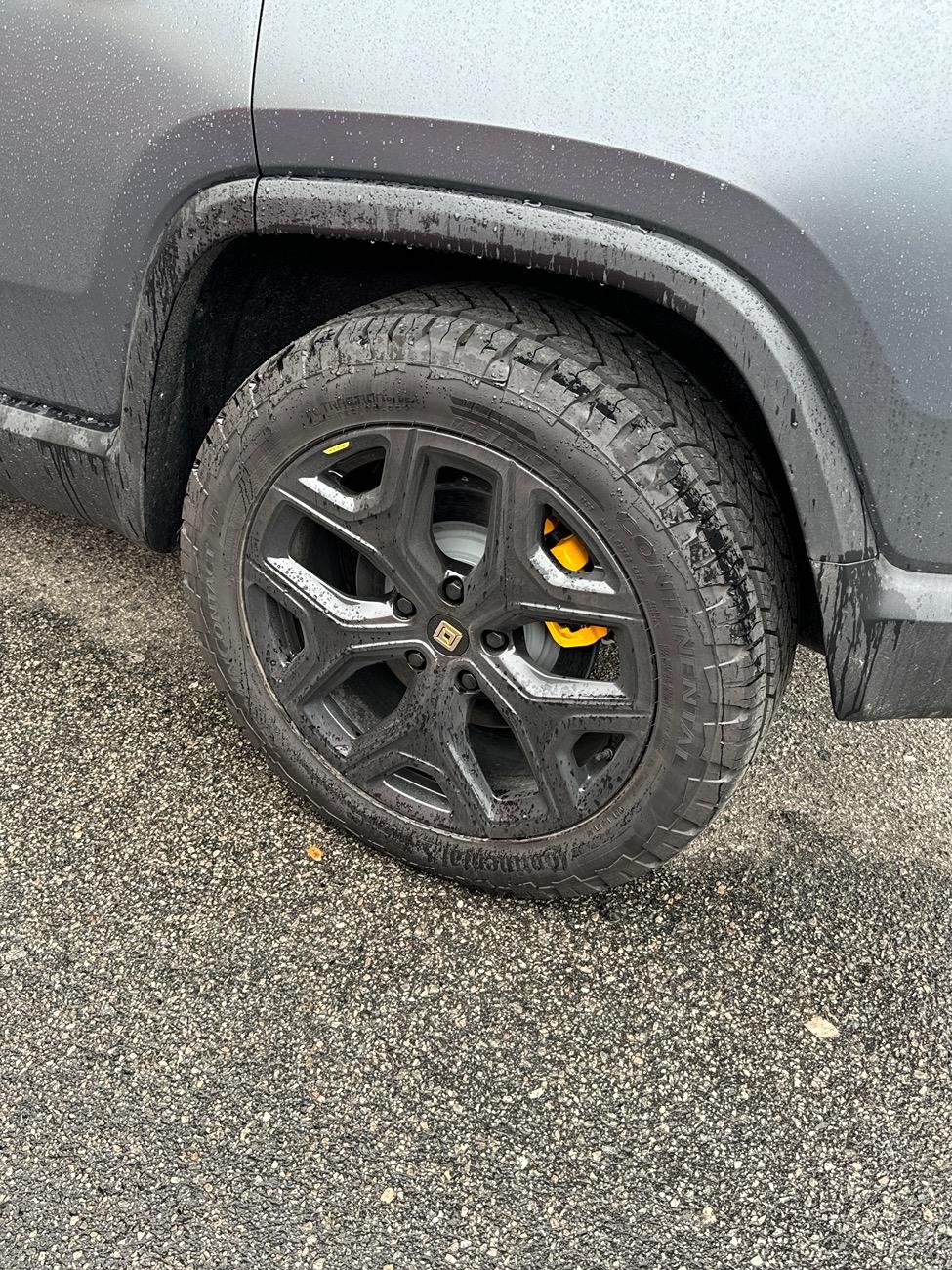 Rivian R1T R1S Tire switch question 2025 R1S IMG_7358