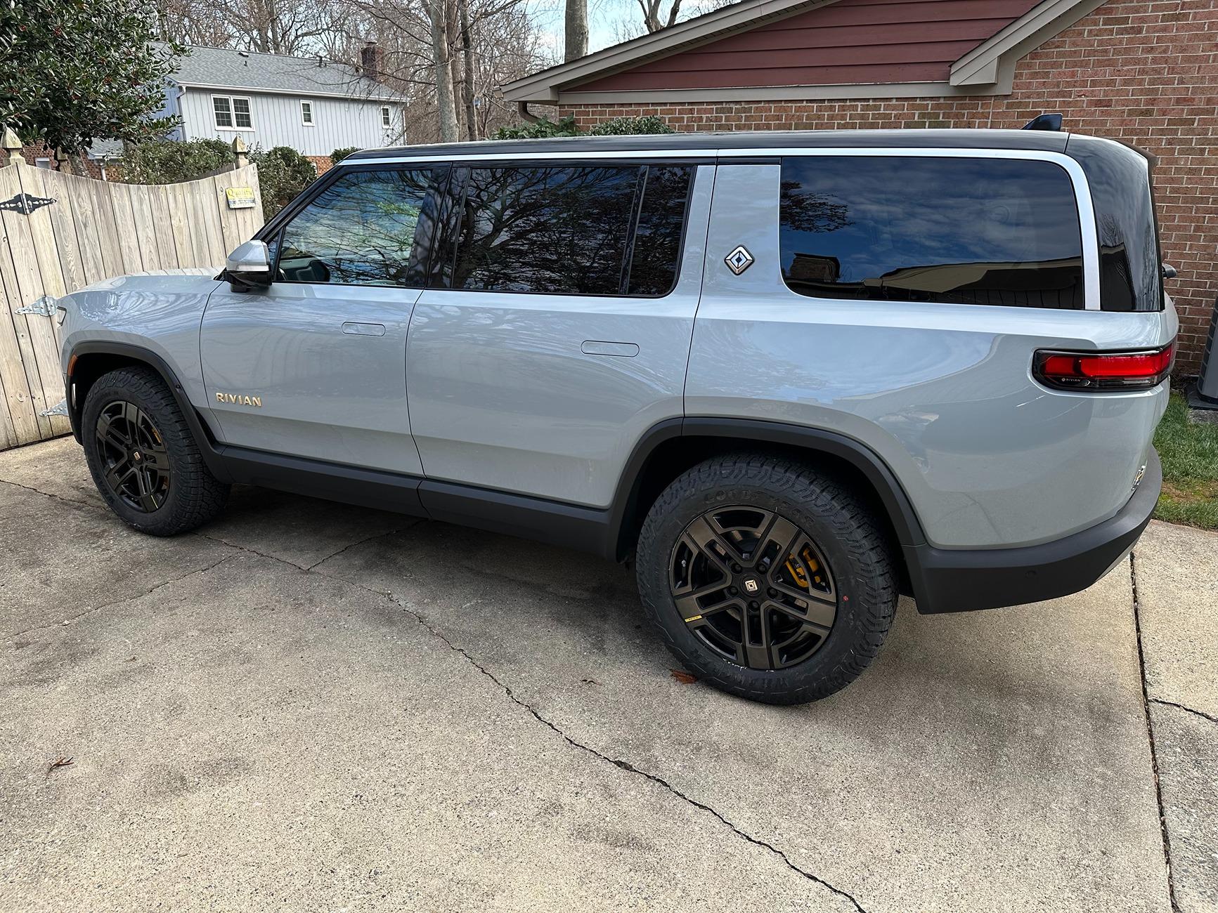 Rivian R1T R1S Goodyear Territory AT 275/60/20 Factory AT tires + saving $ IMG_4570